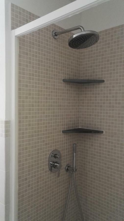 Casa Viviani Apartment เลวานโต ภายนอก รูปภาพ